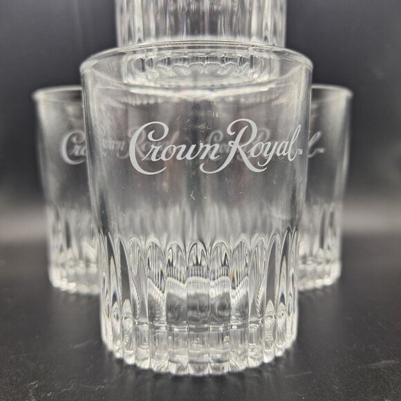 4 Crown Royal Whiskey Glasses 3.5 Inches Tall Clear Vintage Barware Collectible - Picture 1 of 7